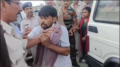 Bihar News : बेगूसराय पुलिस पर बड़ा आरोप, राजद नेता बोले- मुझे और मेरे परिवार को थाने ले जाकर बेरहमी से पीटा Bihar News: allegation on Begusarai Police, RJD leader said - I and my family were beaten by the police.