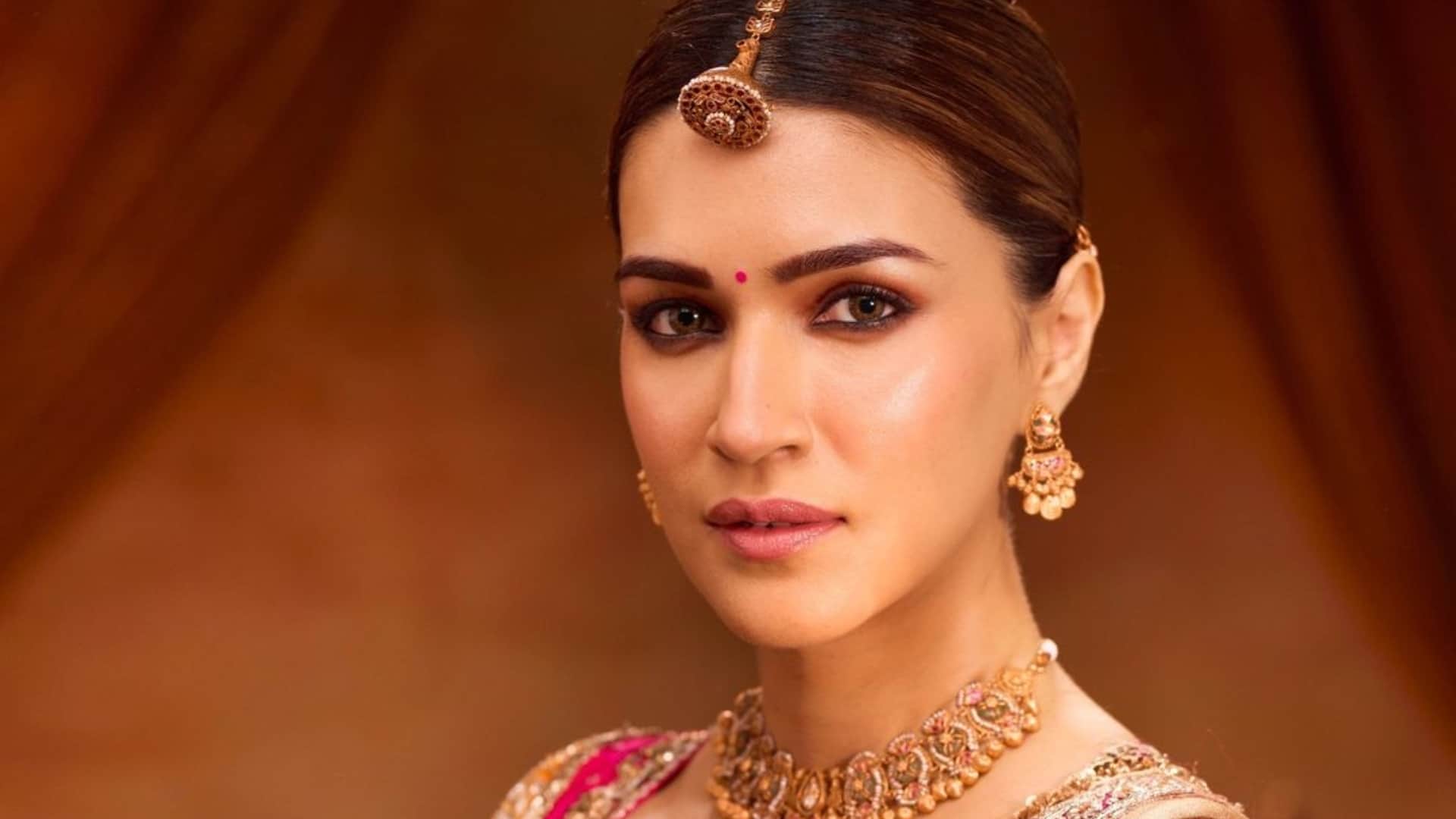 Do Patti star Kriti Sanon on Comparison with Nupur Sanon called it unfair no one cannot compare a newcomer