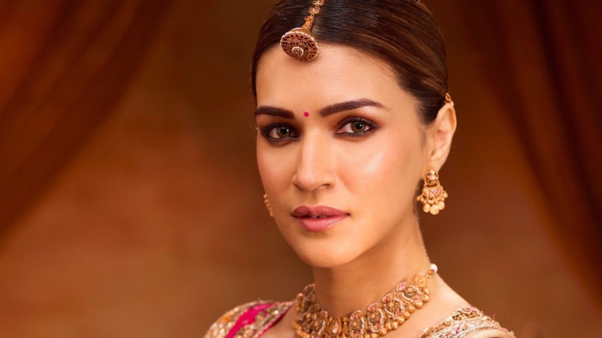 Do Patti star Kriti Sanon on Comparison with Nupur Sanon called it unfair no one cannot compare a newcomer