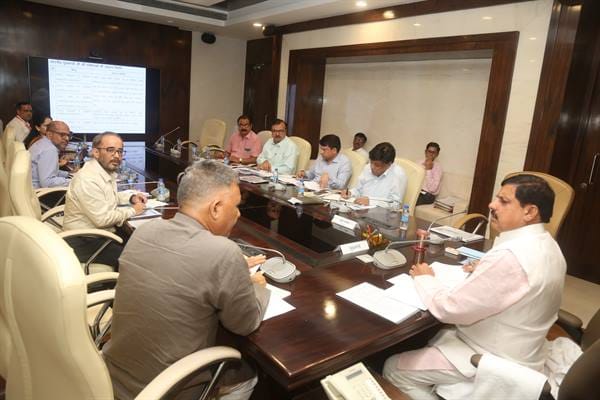 MP News: Ayurvedic colleges will be opened in Narmadapuram, Balaghat, Sagar, Shujalpur, and Dindori, CM review