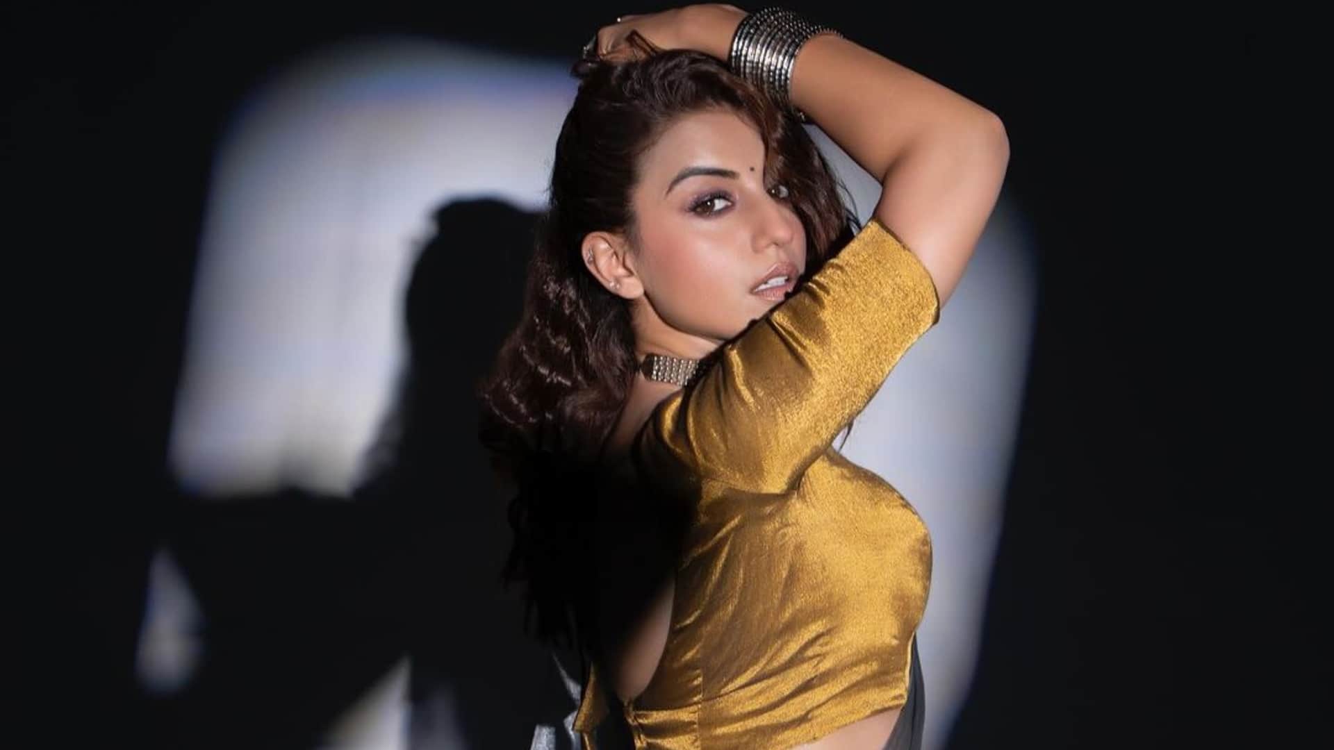 Akshara Singh celebrates her 33th Birthday on her special day know her net worth love life career and more