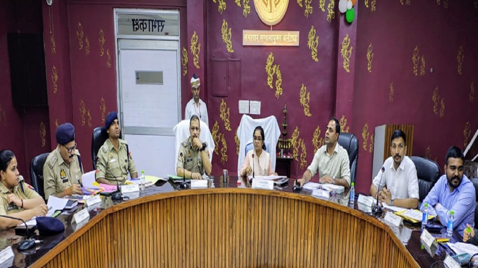 Aligarh Divisional Review Meeting