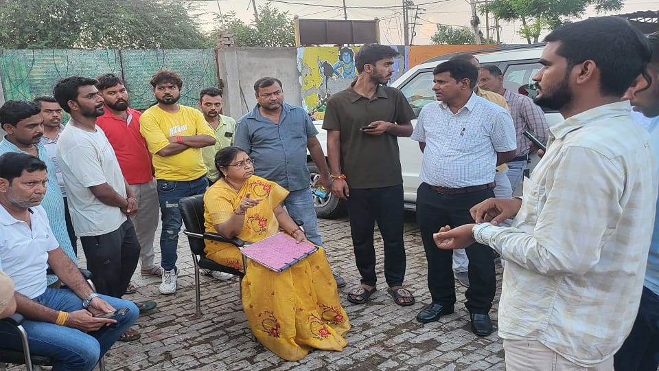 Uproar after three cows were found dead in Baraula-Jaffrabad gaushala