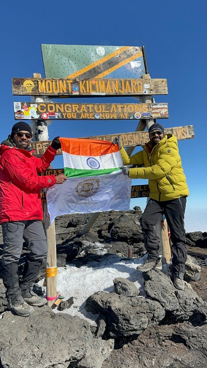 Madhya Pradesh Officer Vaderia Scales Mount Kilimanjaro, Hoists the Tricolor with Pride
