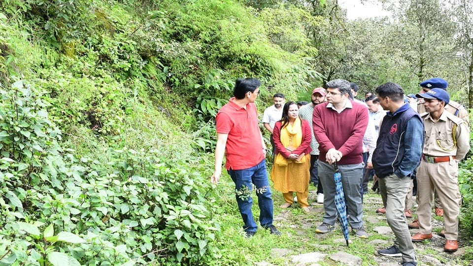 IAS Deepak Rawat inspected Tiffin Top-Dorothy Seat Nainital