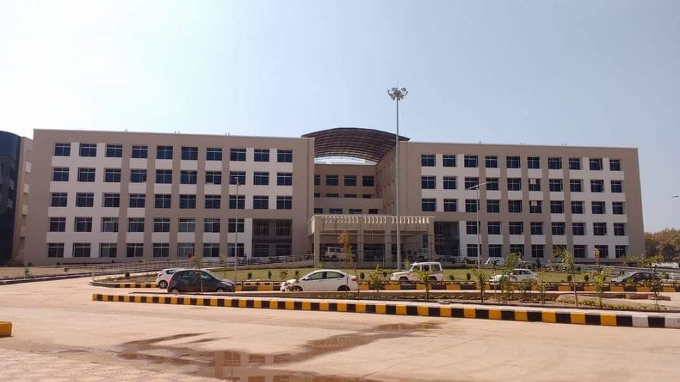 Dr. Pradeep Beck becomes Dean of MACAZ