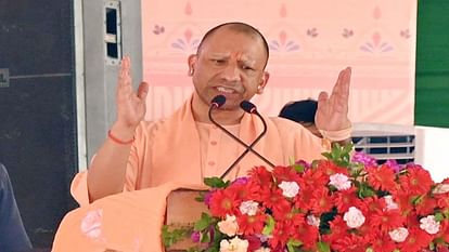 Big announcement by CM Yogi: 1 lakh youth will be recruited in UP Police in the next two years, 2 lakh governm