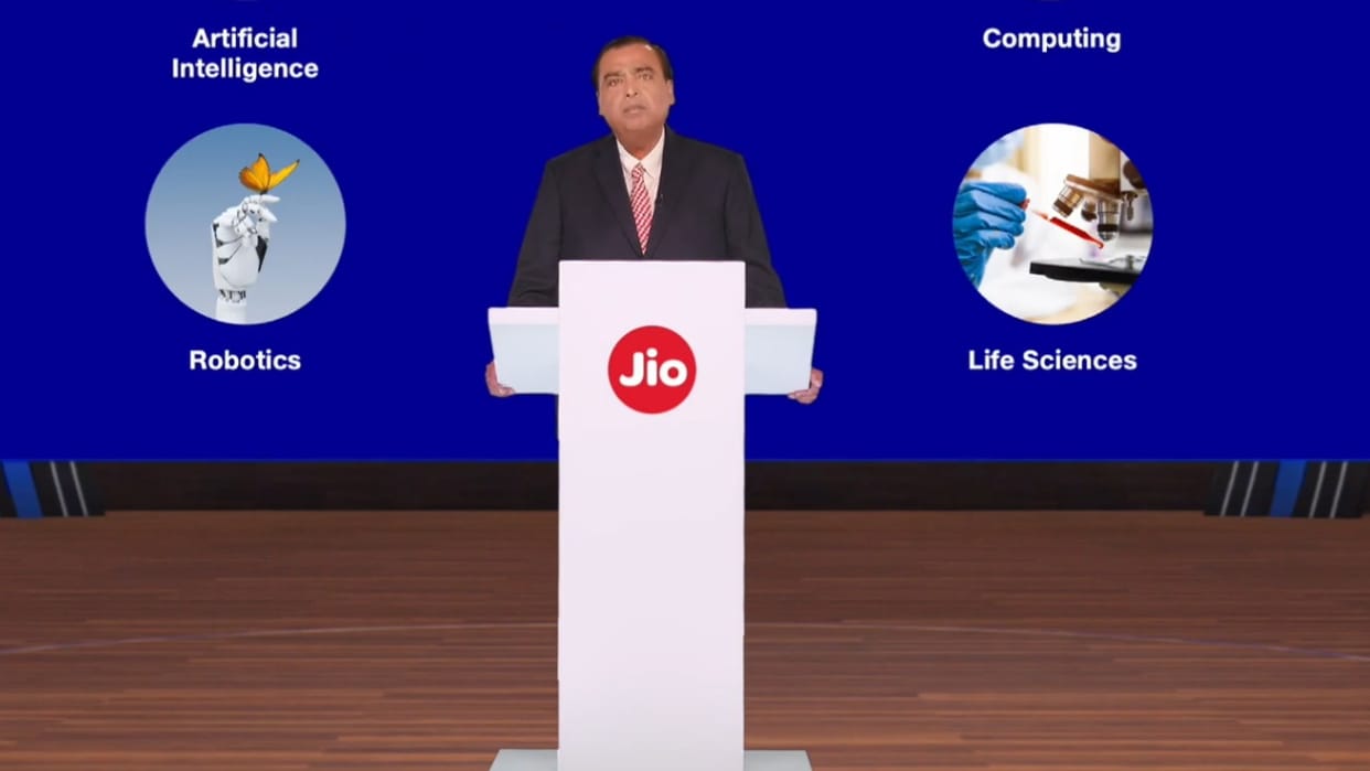 Jio will provide 100 GB free cloud storage from Diwali.