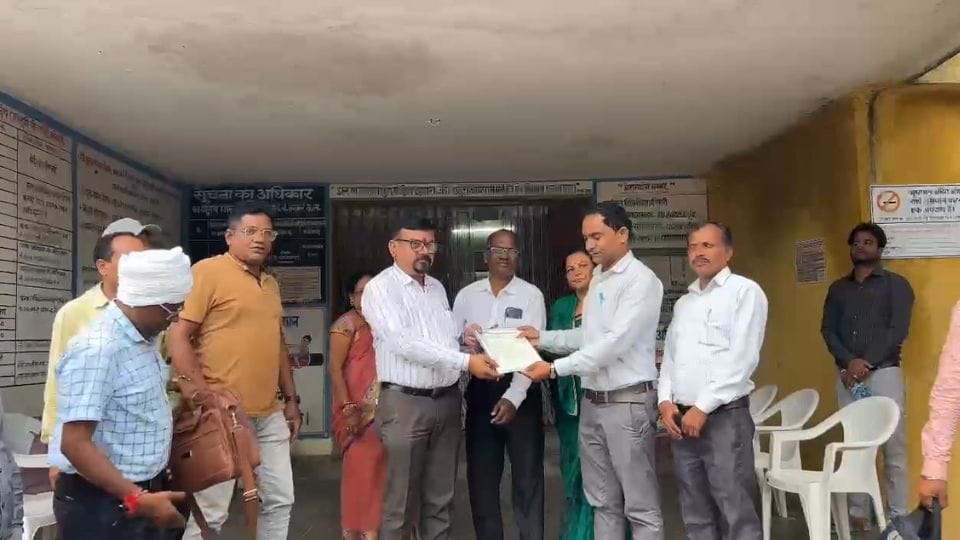 शिक्षक