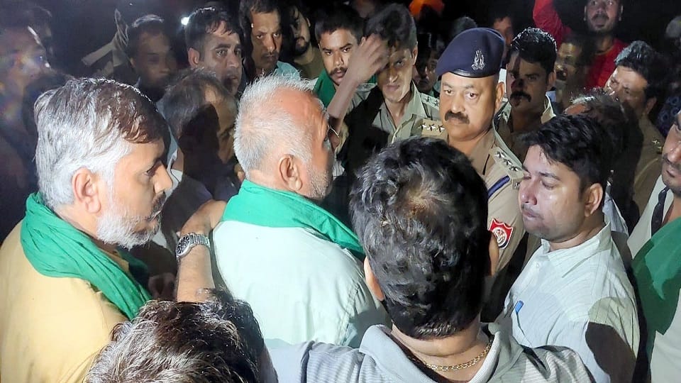 Half-burnt body found in forest, animal ate meat, police said leopard killed, forest department said murder