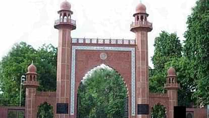 Students took out a march in protest against the Sambhal incident