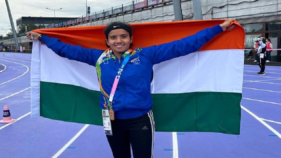 Preeti's legs were weak since childhood, but her intentions were strong, that's why she became a medal winner