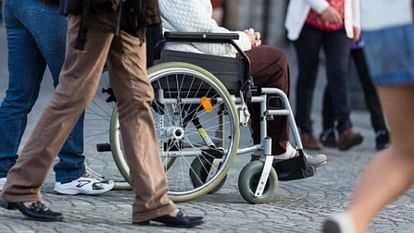 Divyangjan will get 15 thousand for prostheses.