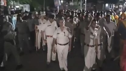 Alwar: Uproar at late night regarding land encroachment, police calmed down the matter by persuasion