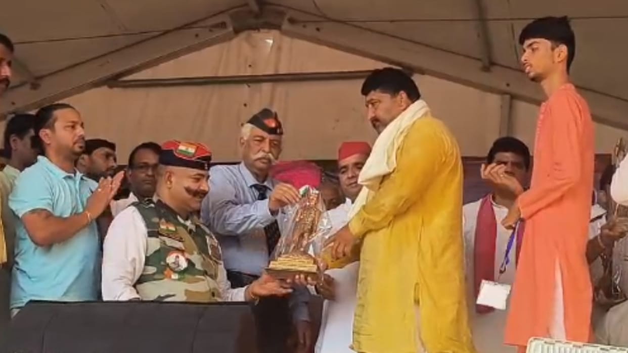 GD Bakshi paid tribute martyr Ramsamujh said youth should have passion for army recruitment