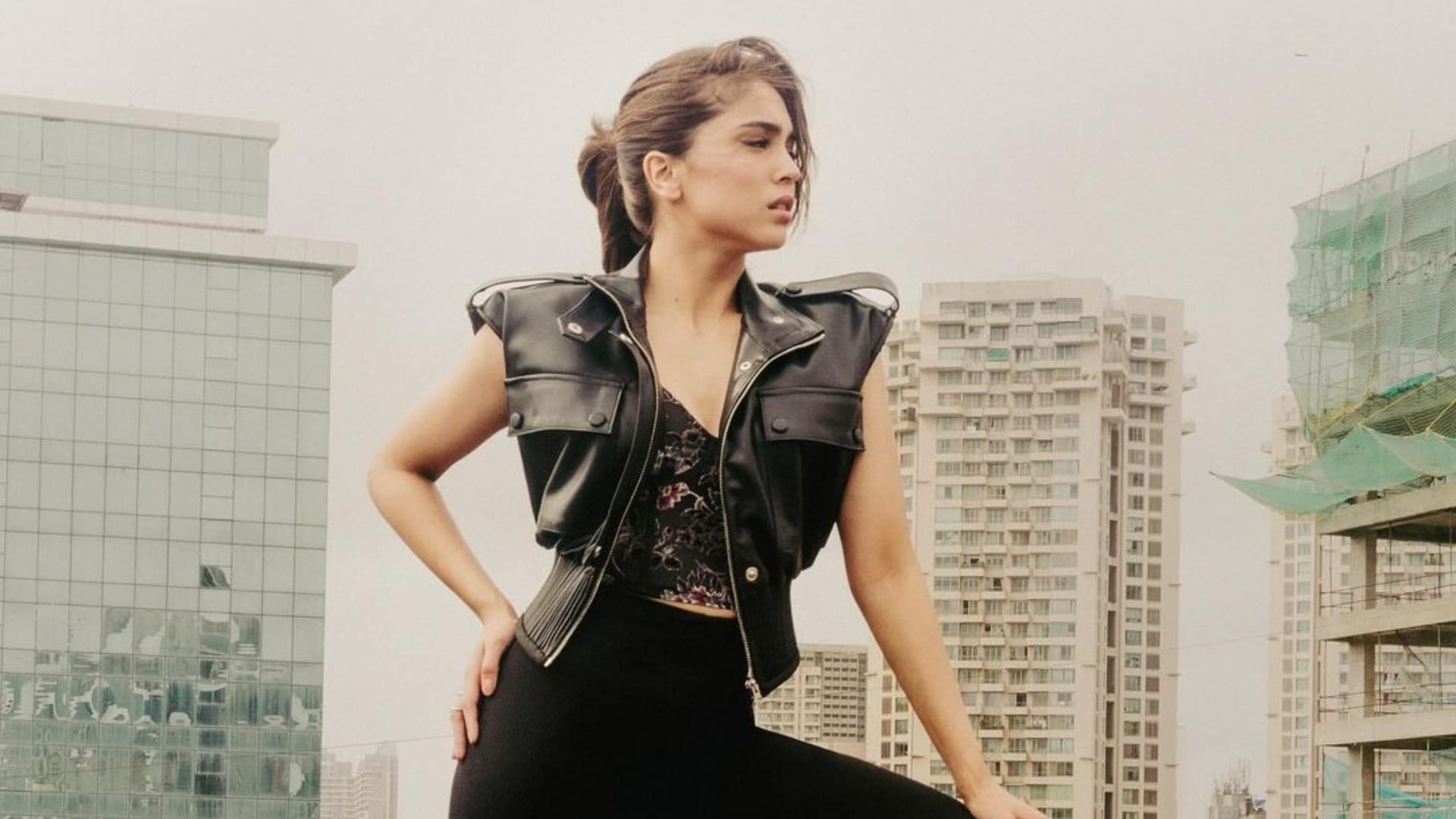 Alpha actress Sharvari Wagh recently said cheating is non-negotiables in relationship called herself single