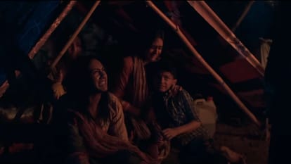 The Diary Of West Bengal Movie Review By Pankaj Shukla Sanoj Mishra Arshin Mehta Waseen Rizvi Yajur Marwah