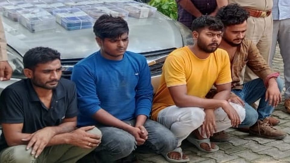 Four smugglers arrested with 10 kg charas smuggled from Nepal