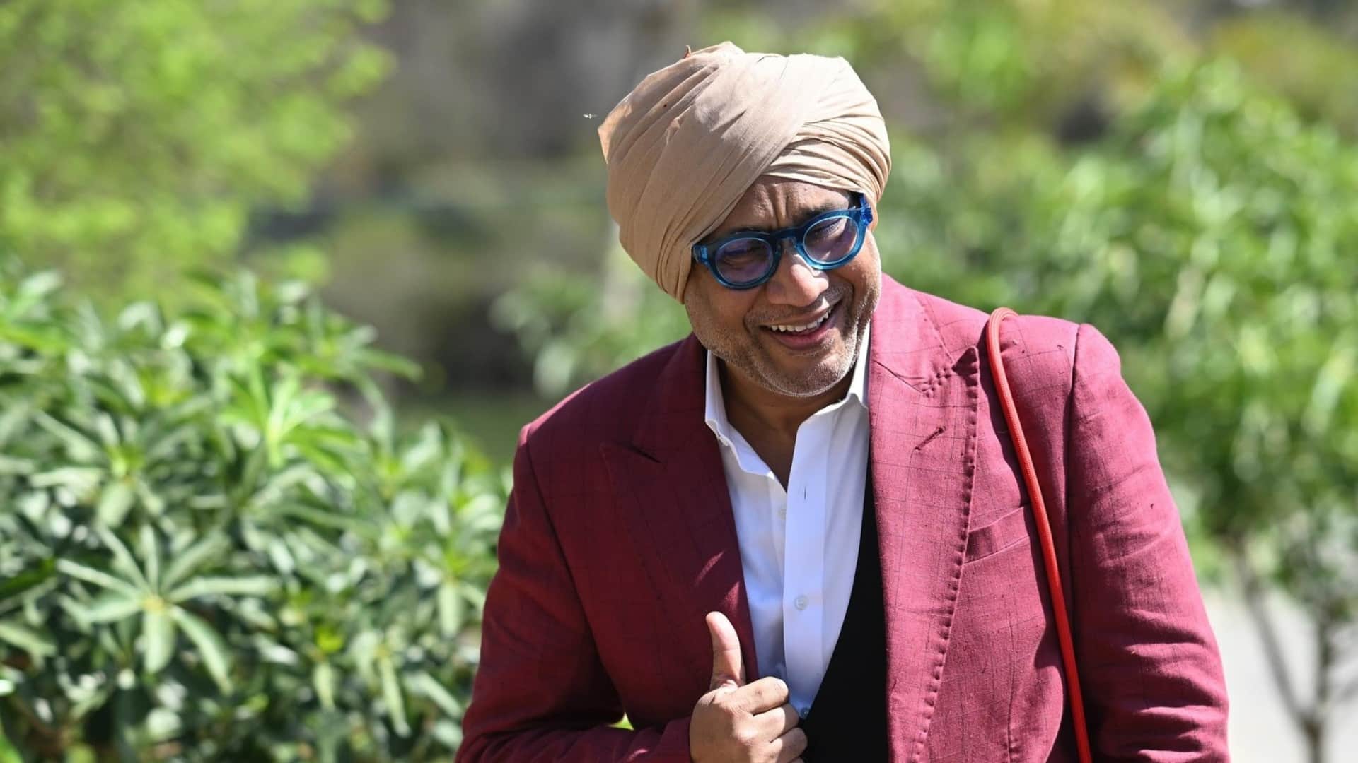 Anubhav Sinha ready to make another superhero film Years after release of Ra one boosted enthusiasm with state