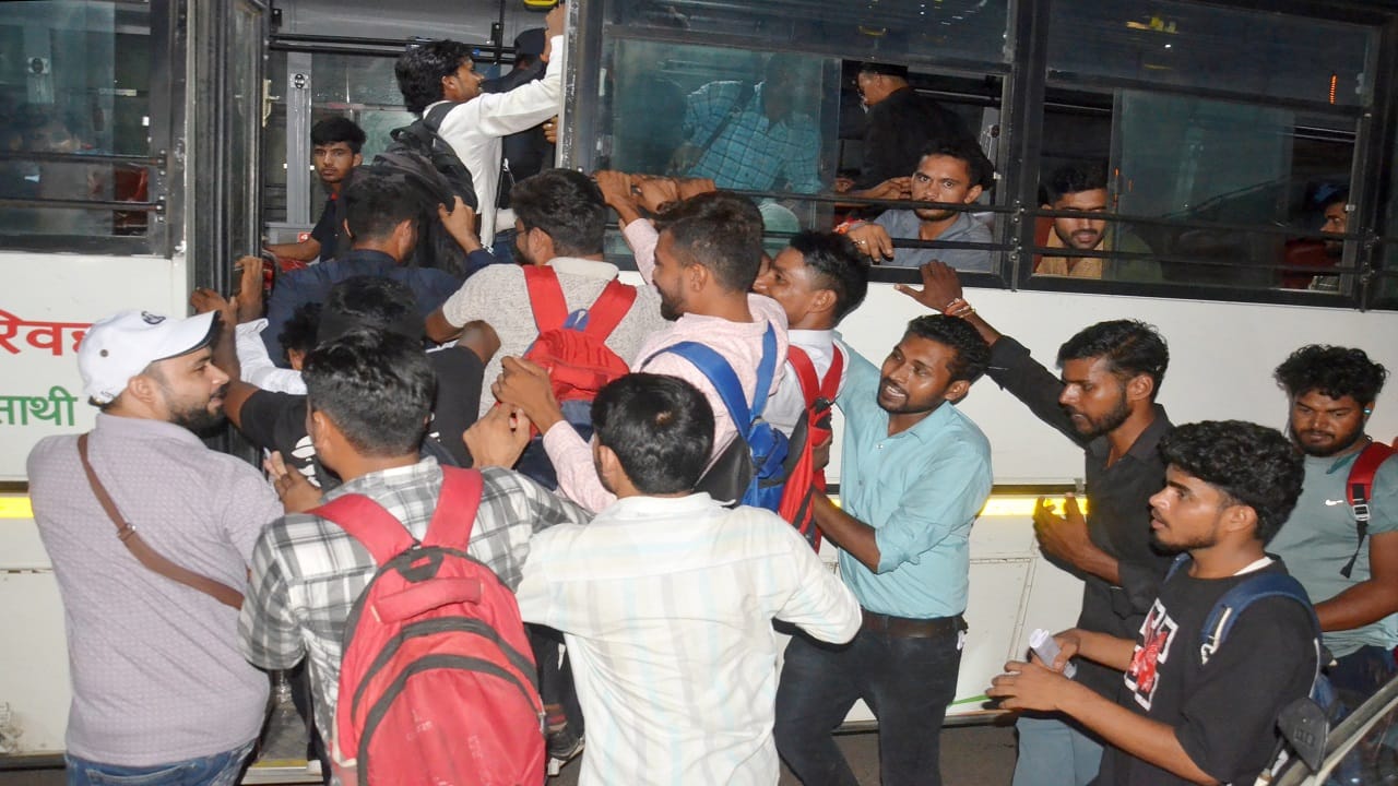 city struggled with traffic jam due to mismanagement in Bareilly