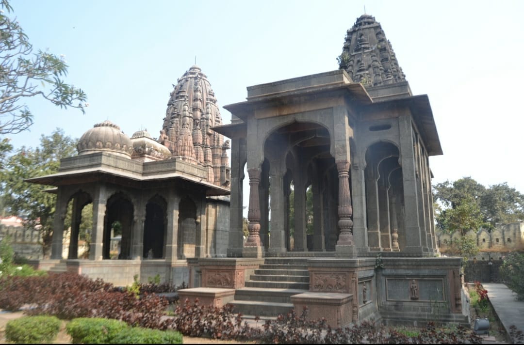 Devi Ahilyabai Holkar Punyatithi 2024 History All You Need to Know About Queen of Malwa News in Hindi