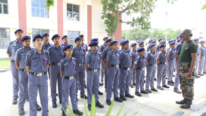 Vice President will inaugurate Sainik School built in Gorakhpur in the presence of CM Yogi