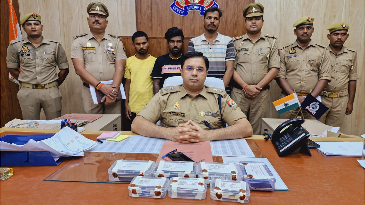 Learned fraud from YouTube, started withdrawing money from ATM on the pretext of help,3 arrested
