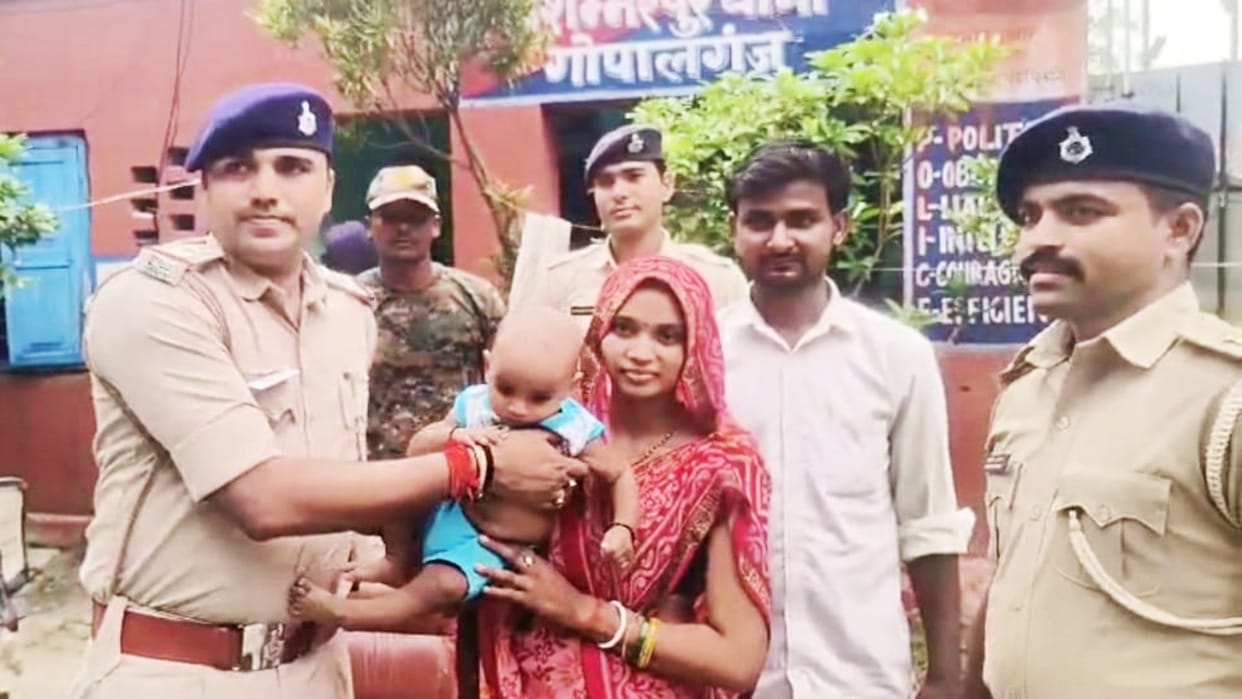 Gopalganj: Police recovered a six-month-old child who was kidnapped three days ago safely from UP