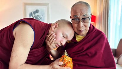 hearts of Dalai Lama and Karmapa met in Zurich, but when will New Delhi change heart