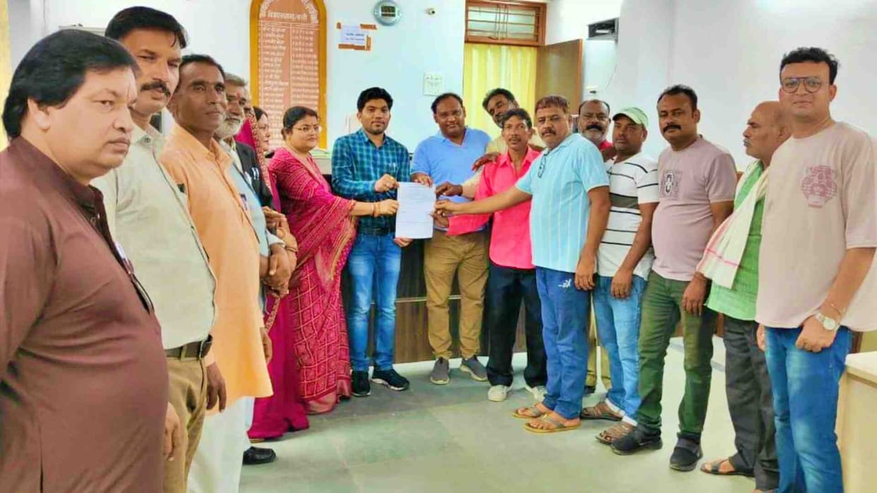Katni News: Vijayraghavgarh Municipal Council by-election, BJP candidate Amrit Lal Kol elected unopposed