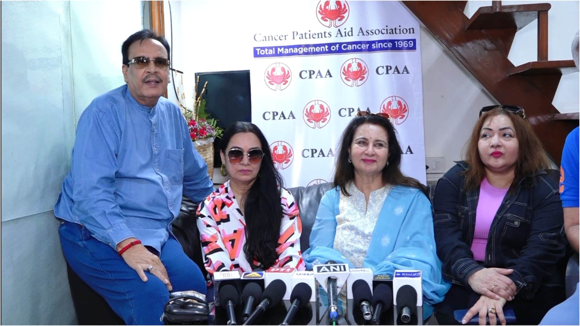 Health checkup camp organized in memory of amrish puri grandson vardhaan puri johny lever