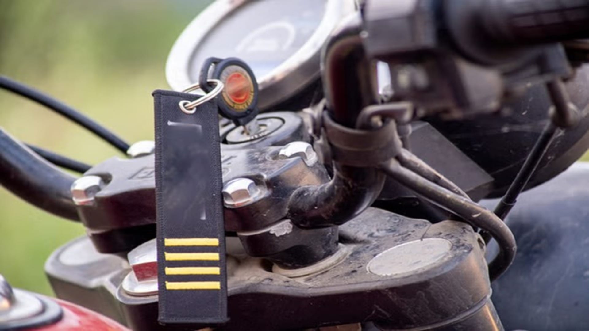 Bike Tips And Tricks: Keep These Things In Mind While Giving Bike For Servicing In Service Centre