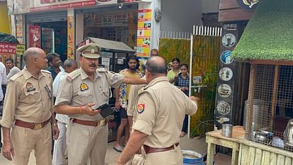 Etawah murder railway station Stampede occurred due to throwing dead body on middle of road