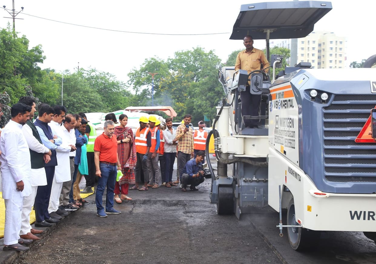 Indore: Now Municipal Corporation will fill potholes in Indore with new technology, patchwork will be done in