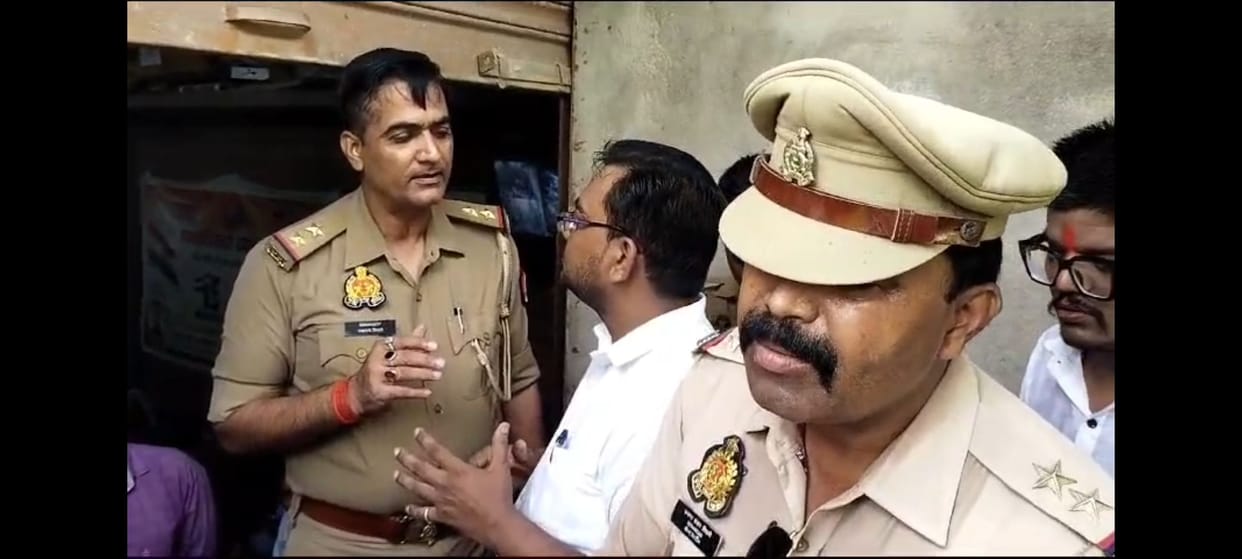 Rae Bareli: Case of attempt to convert religion came to light, Hindu organizations created ruckus, police arri