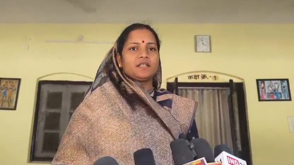 Minister Laxmi Rajwade attacks former Congress government accuses it of promoting malnutrition in Korba