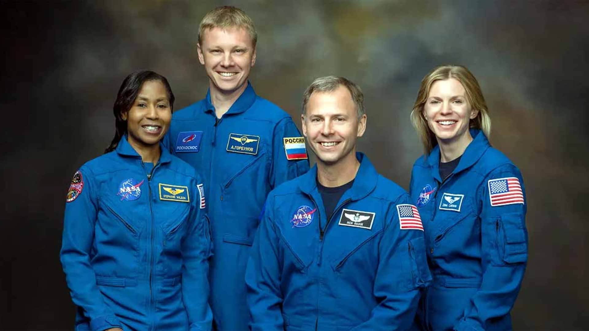 nasa spacex cuts 2 astronauts from crew 9 mission to bring sunita williams barry butch wilmore drgon capsule