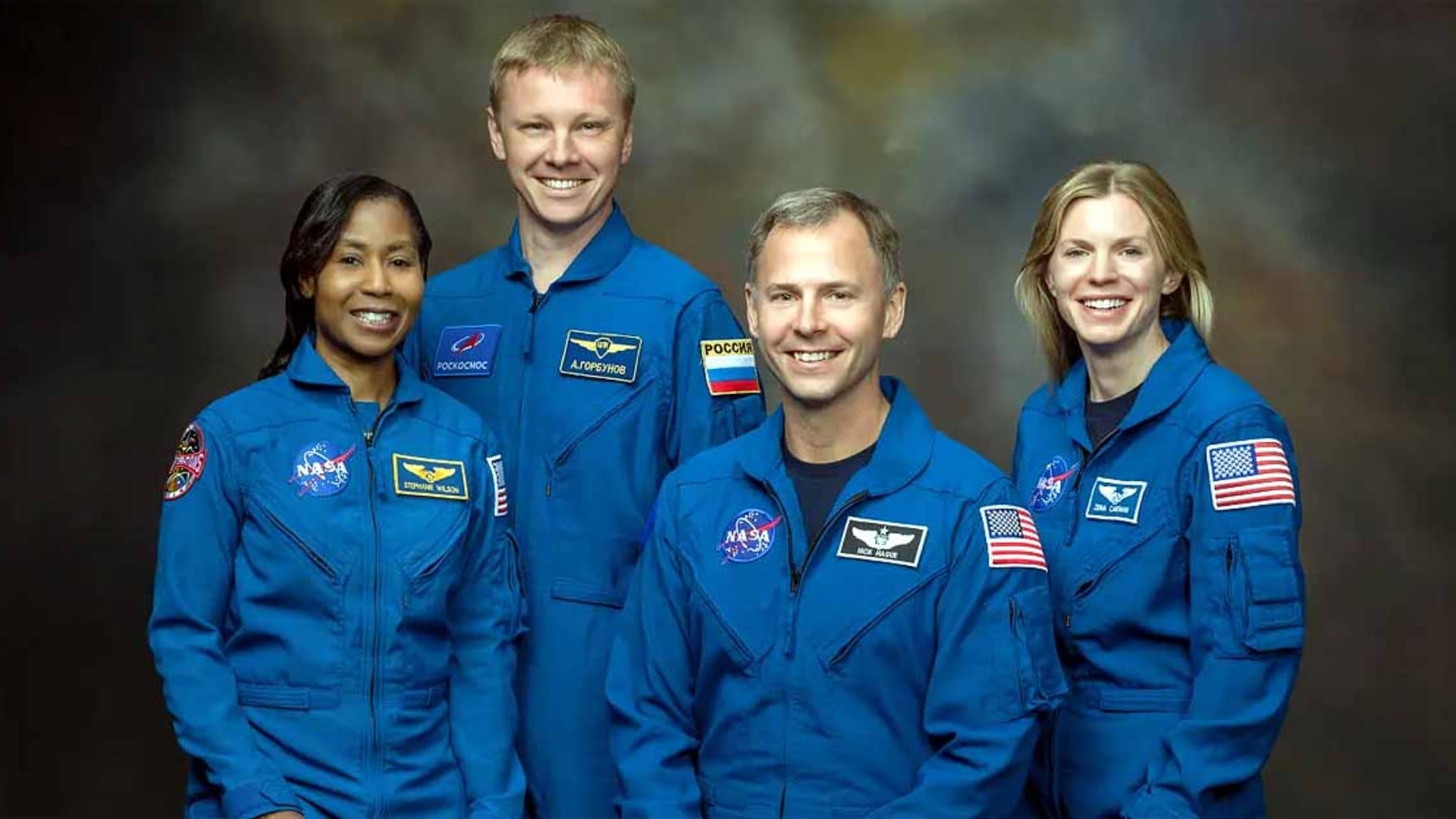nasa spacex cuts 2 astronauts from crew 9 mission to bring sunita williams barry butch wilmore drgon capsule
