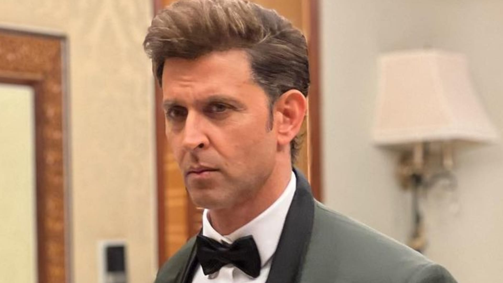 War 2 Another Video Viral On Social Media Hrithik Roshan Spotted Filming Action Sequence