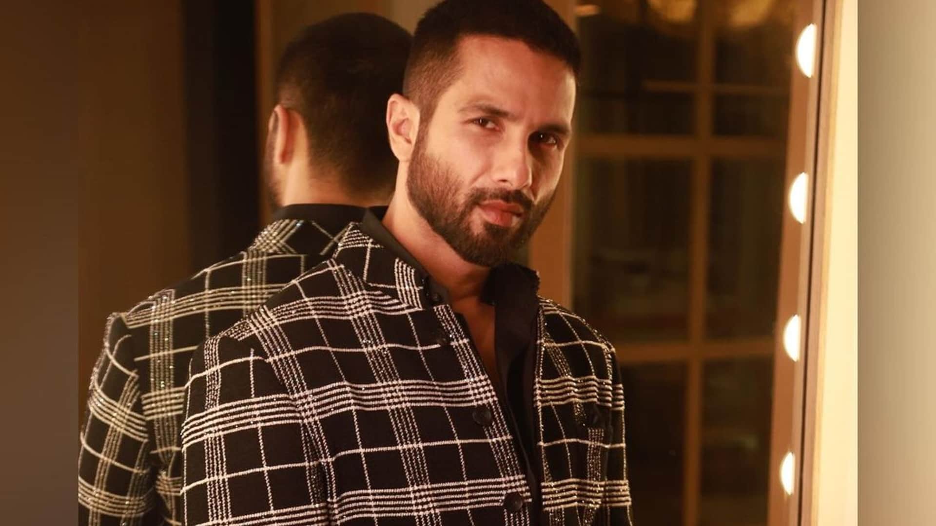 Deva film wrap shahid kapoor dance on Kaminey song dhan te nan with cast and team shares video goes viral