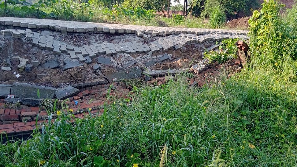 Madarak Interlocking road broken in four months