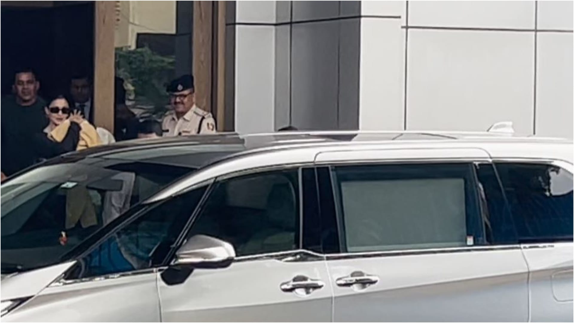 Alia bhatt and Sharvari wagh returned to Mumbai after completing the shooting of Alpha in Kashmir