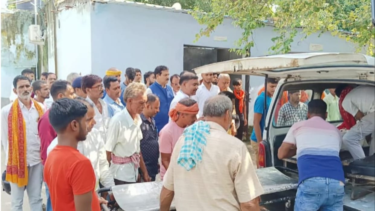 Bihar News: Stone quarry worker died after being brutally beaten in Nawada, people angry