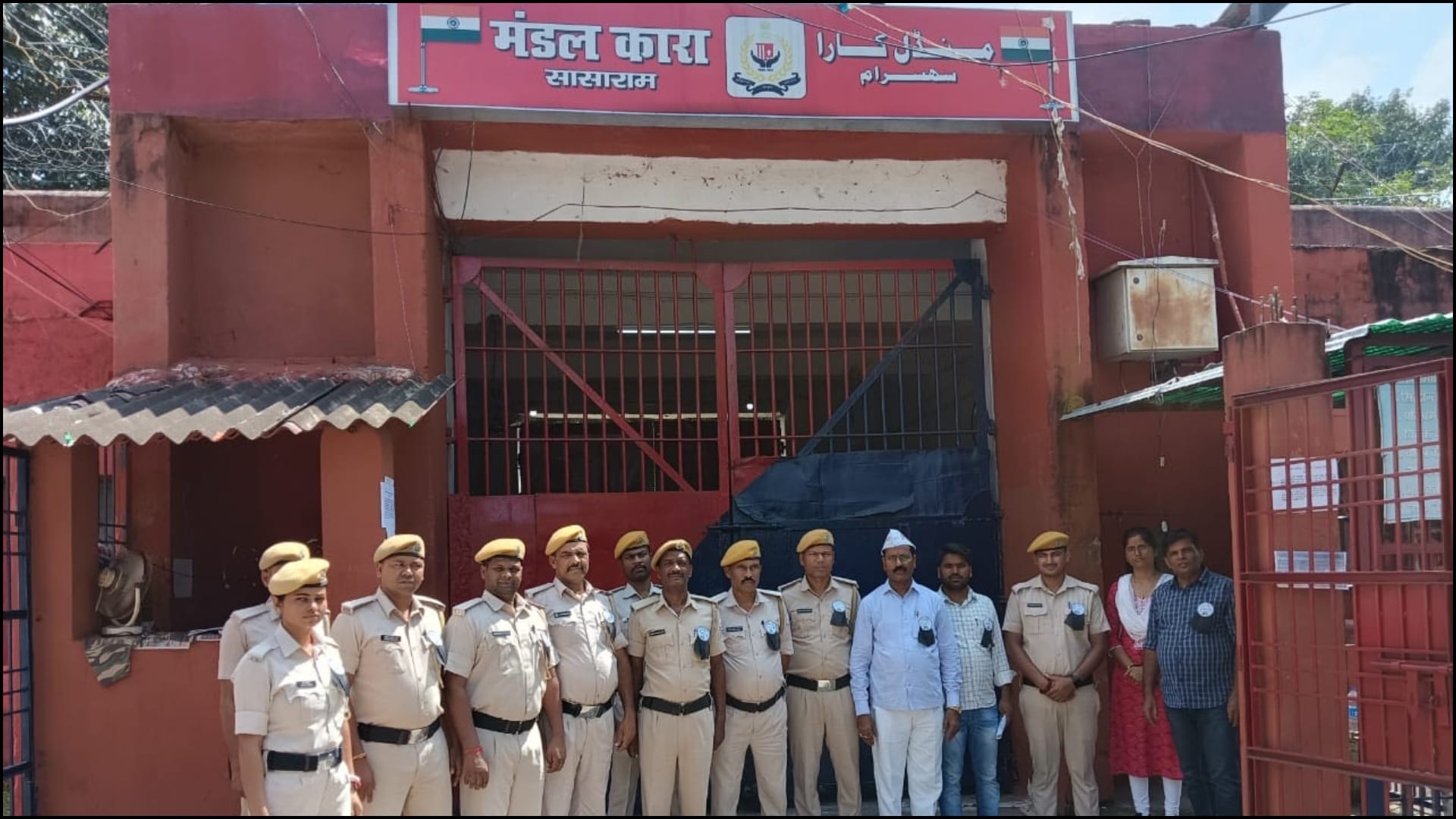 यूपीएस के विरोध में सरकारी कर्मचारी