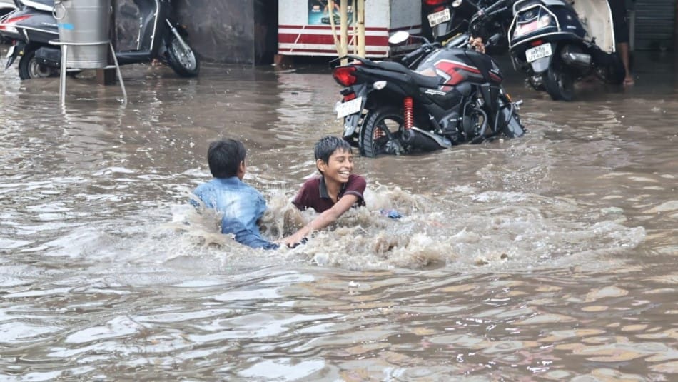 indore news weather imd alert mausam barish rain today temperature