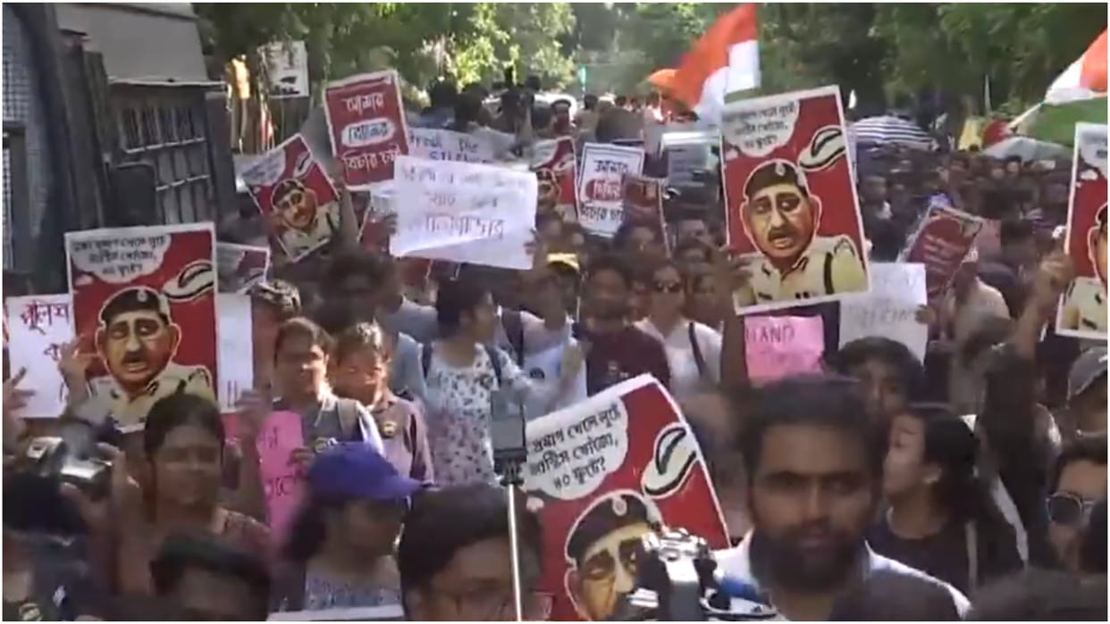 Junior doctors hunger strike enters 10th day, another protesting medic hospitalised in RG Kar issue