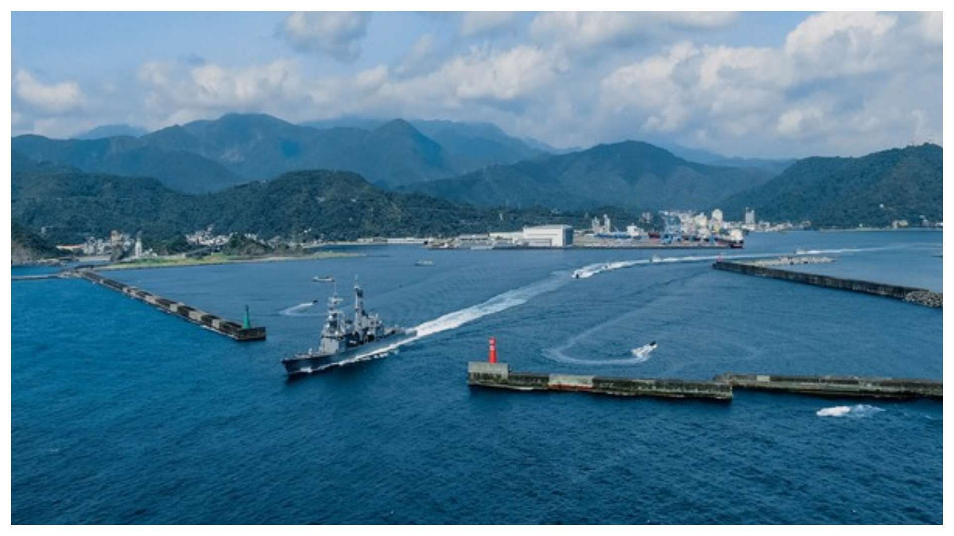20 Chinese Aircraft And Eight Naval Ships Again Entered Taiwan