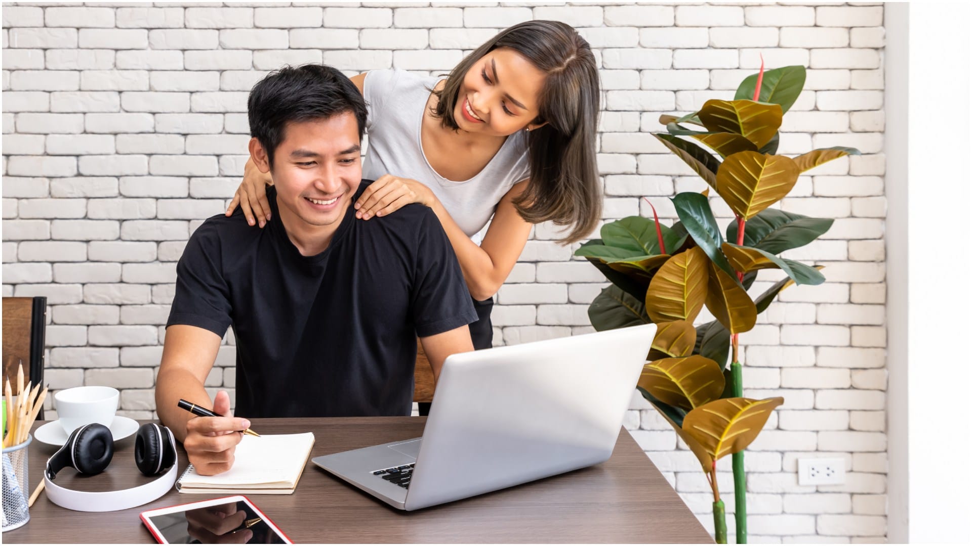 Why Emotional Space in&nbsp;Relationship is Important Pyaar Mein Doori Kyon Zaroori Hai