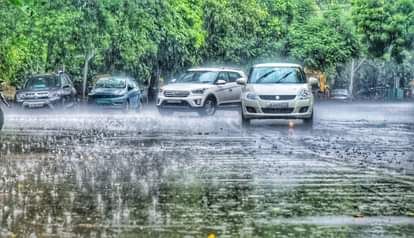 यूपी के कई जिलों में बारिश की उम्मीद।