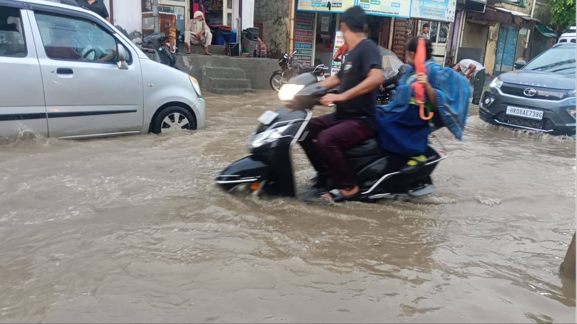 Kaithal Rain: The city became a pond in just two hours of rain, more than 40 mm of rain fell